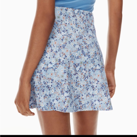 The notebook skirt - Picture 3 of 4